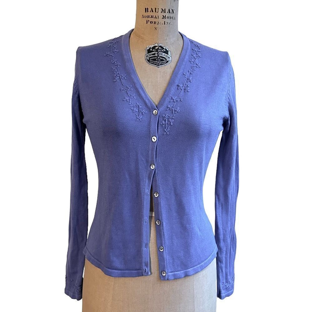 V neck silk knitted Lilac cardigan size Small Cullen brand w embroidery detail